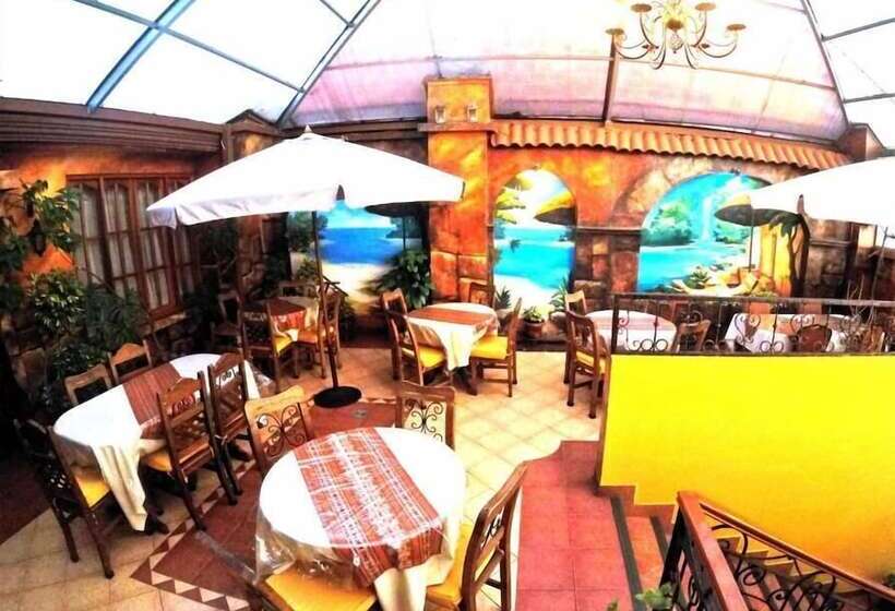 هتل Las Brisas Centro