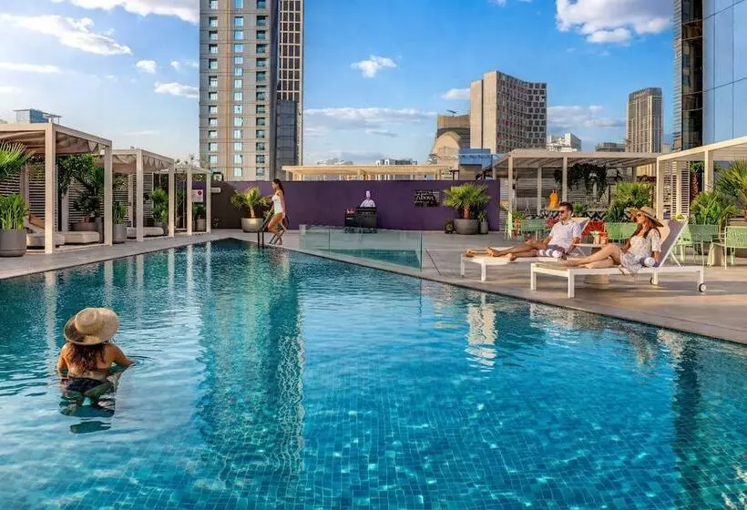 Hotelli Millennium Central Downtown