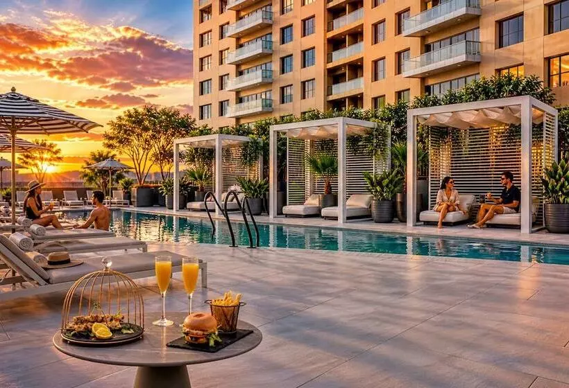 Hotelli Millennium Central Downtown