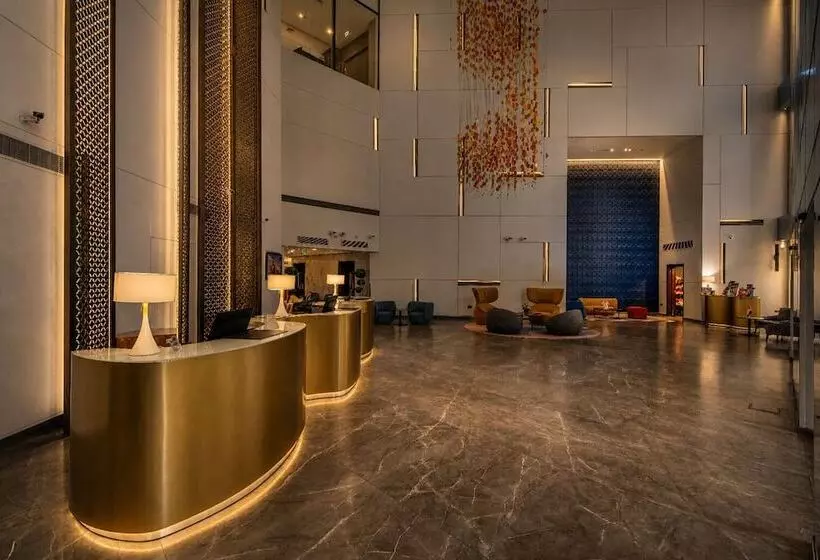 Hotelli Millennium Central Downtown