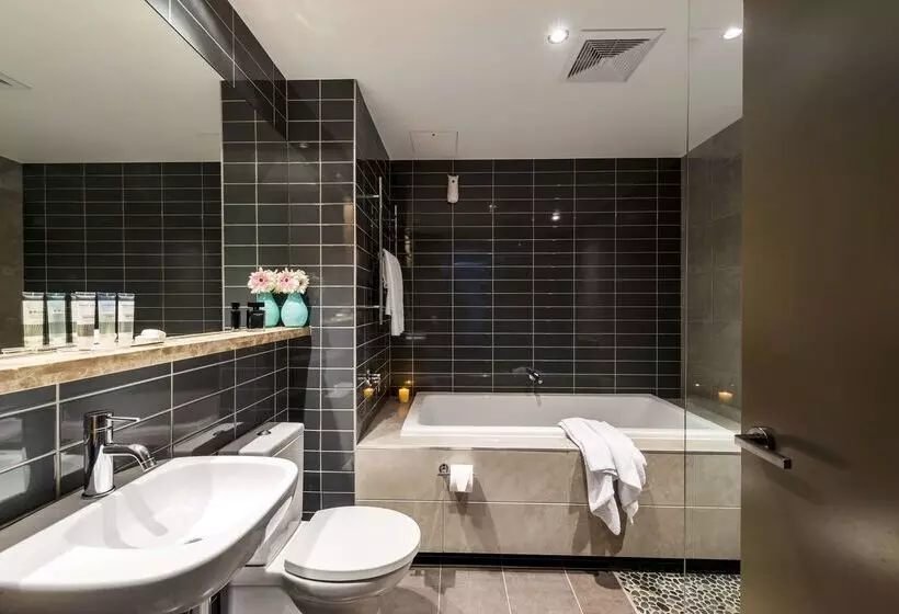 ホテル Oaks Redcliffe Mon Komo Suites