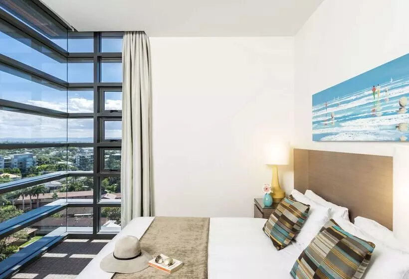 ホテル Oaks Redcliffe Mon Komo Suites