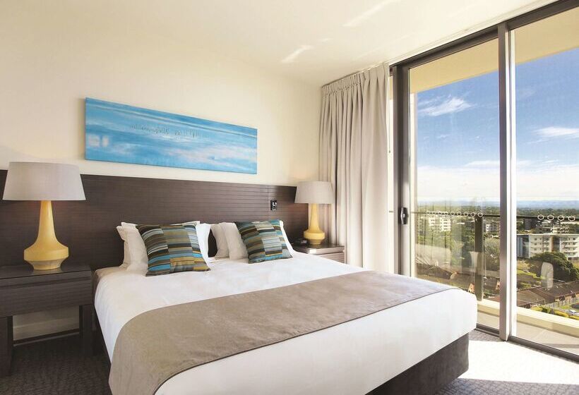 בית מלון כפרי Oaks Redcliffe Mon Komo Suites