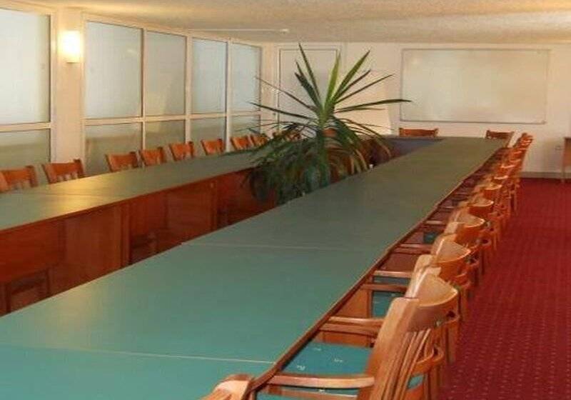 בית מלון כפרי Pliska All Inclusive