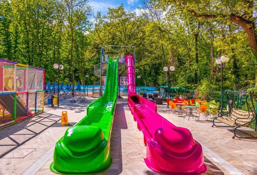 Prestige Deluxe Hotel Aquapark Club   All Inclusive