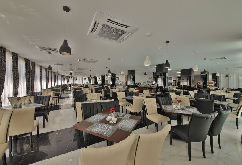 Prestige Deluxe Hotel Aquapark Club   All Inclusive