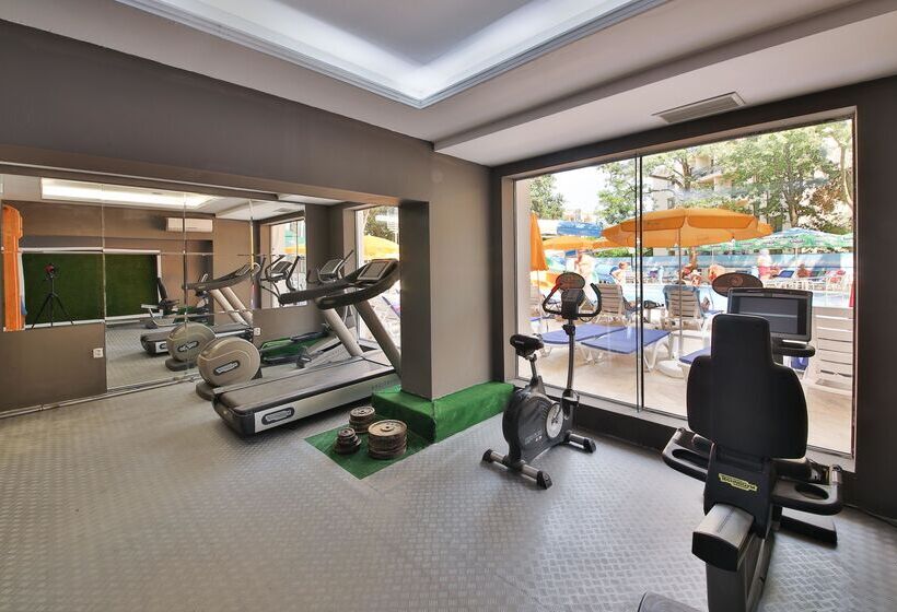 Prestige Deluxe Hotel Aquapark Club   All Inclusive