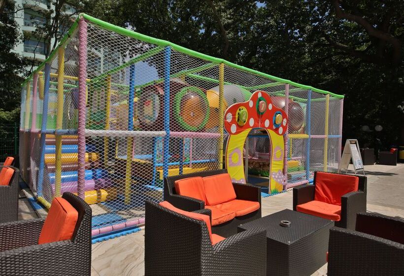 Prestige Deluxe Hotel Aquapark Club   All Inclusive