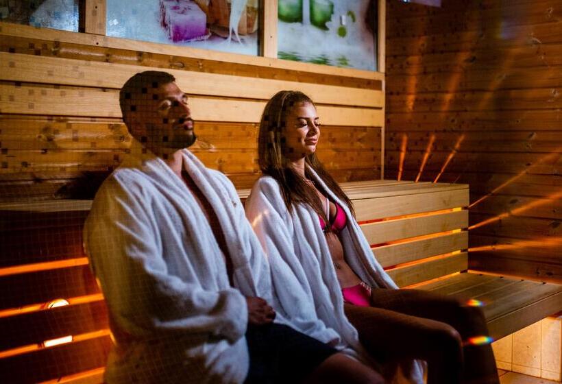 Prestige Deluxe Hotel Aquapark Club   All Inclusive