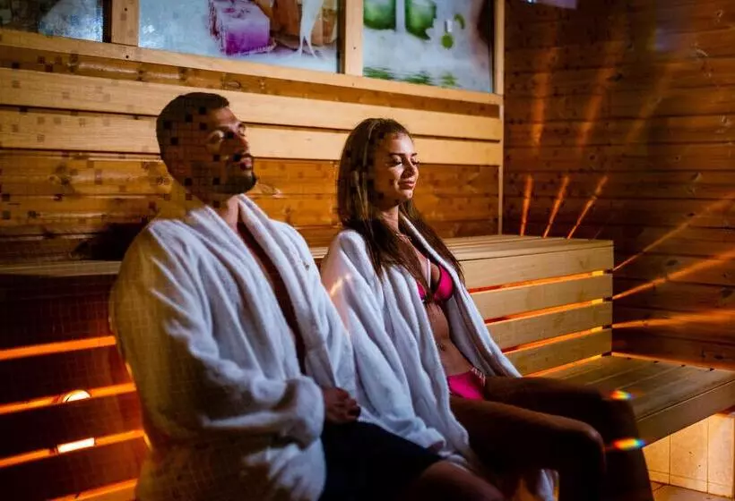 Prestige Deluxe Hotel Aquapark Club All Inclusive