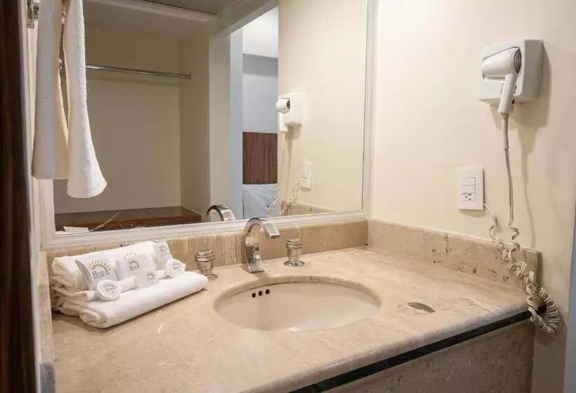 Отель Real Del Sol Zona Expo E Industrial