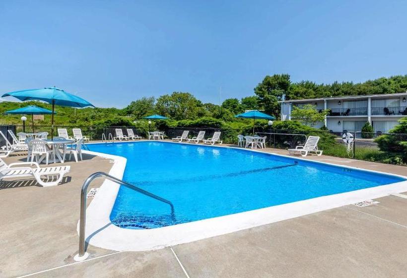 فندق Rodeway Inn Mystic