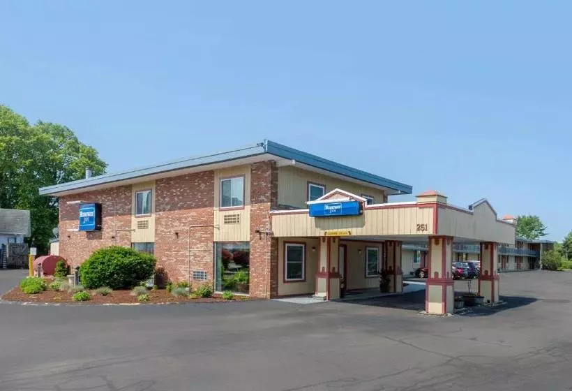 فندق Rodeway Inn Mystic