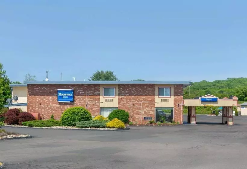 فندق Rodeway Inn Mystic