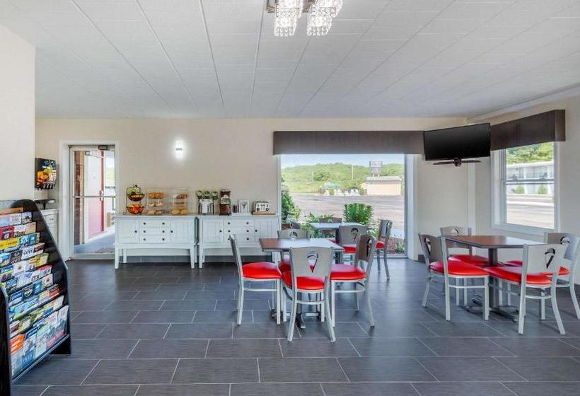 فندق Rodeway Inn Mystic