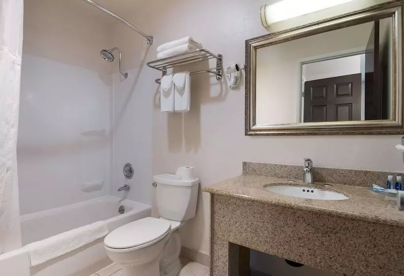 ホテル Rodeway Inn & Suites Hwy 217 & 26 W