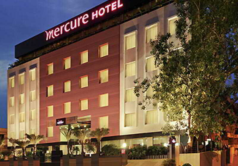 호텔 Royalton Hyderabad Abids