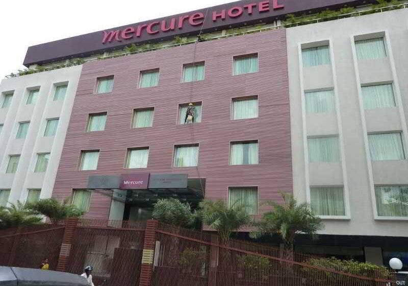 호텔 Royalton Hyderabad Abids