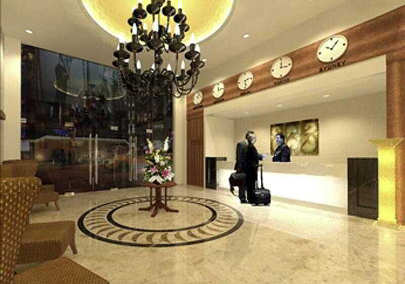 호텔 Royalton Hyderabad Abids