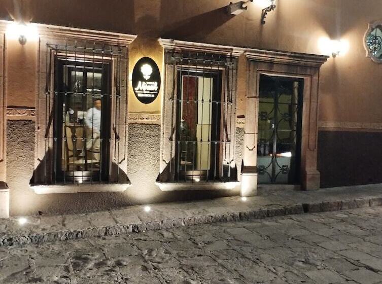 هتل Villa Mirasol