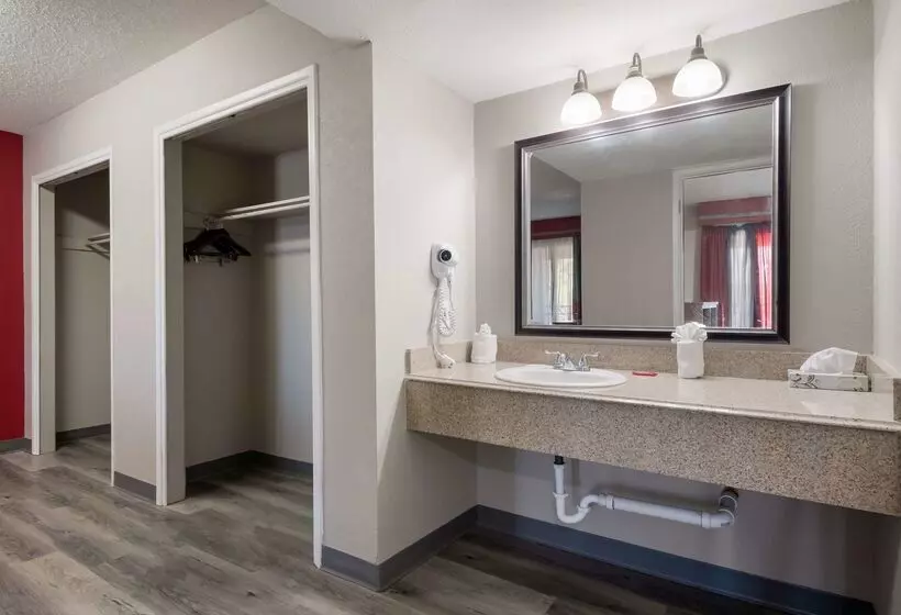 Surestay Plus Hotel By Best Western San Antonio North