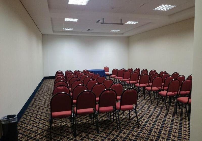 Tauá Hotel & Convention Atibaia