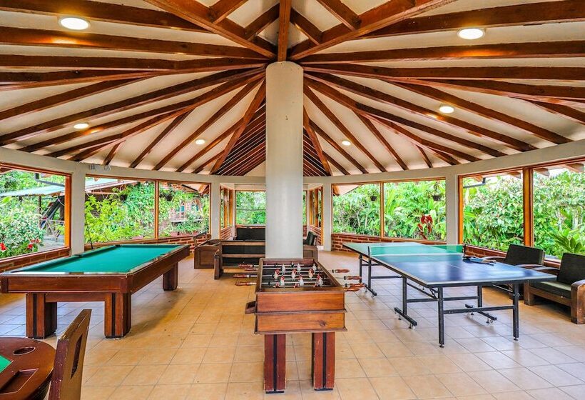 酒店 Kapari Natural Lodge & Spa