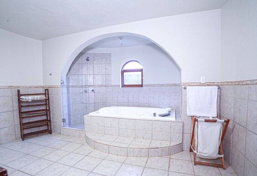 酒店 Kapari Natural Lodge & Spa