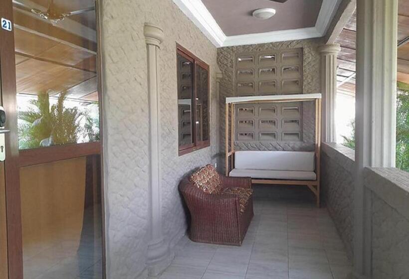 فندق Aborigines Beach Resort