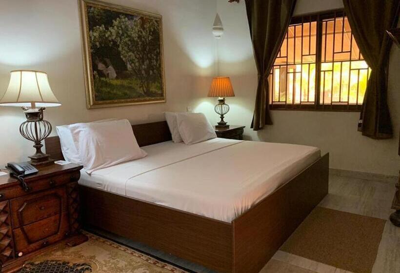 فندق Aborigines Beach Resort