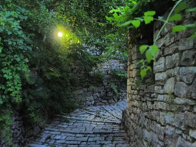 هتل Casa Calda