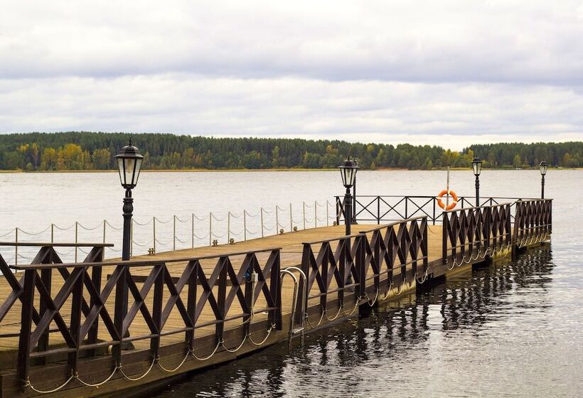 فندق Country Club Dacha