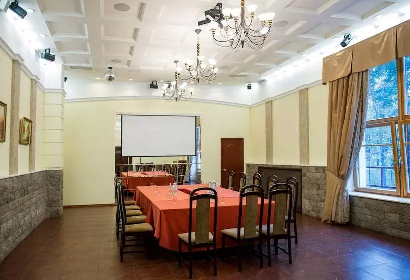 ホテル Country Club Dacha