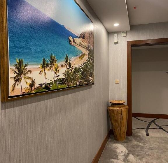 هتل Grand Tourist