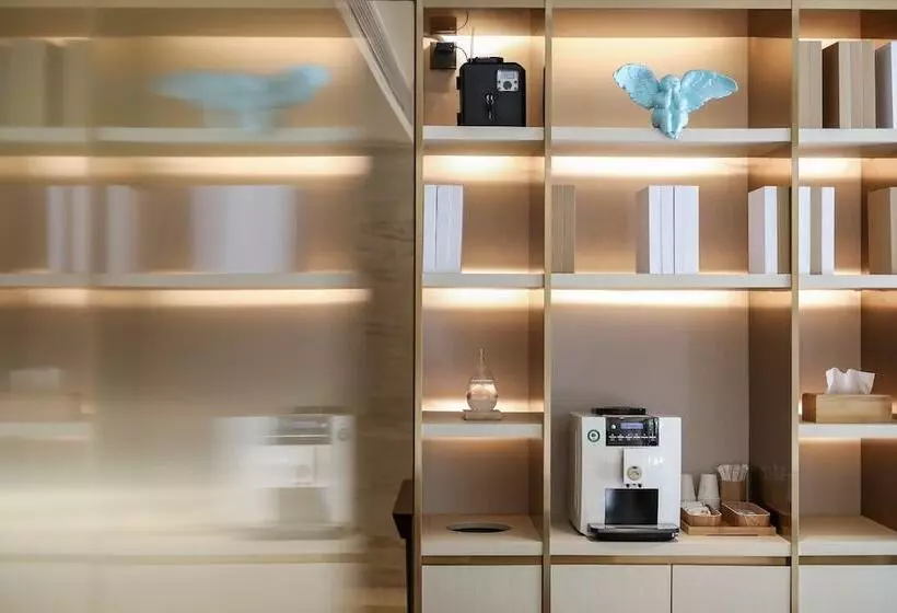 هتل Ji  Shanghai The Bund Sichuan Zhong Road