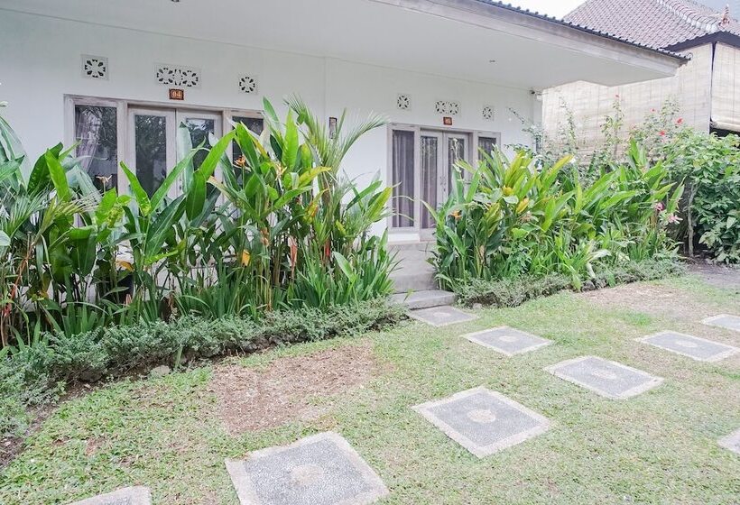 בית מלון כפרי Karan Homestay Canggu