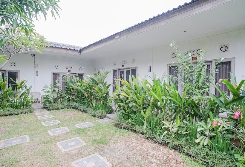 בית מלון כפרי Karan Homestay Canggu