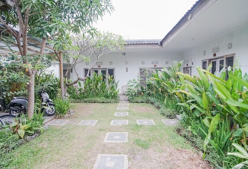 בית מלון כפרי Karan Homestay Canggu