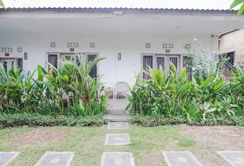 ホテル Karan Homestay Canggu
