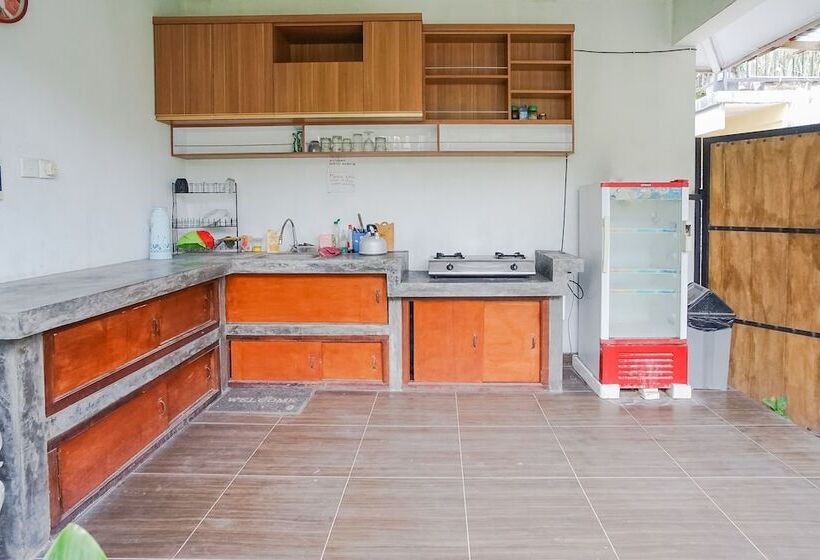 בית מלון כפרי Karan Homestay Canggu