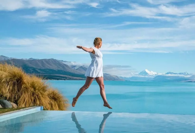 Hotelli Lakestone Lodge