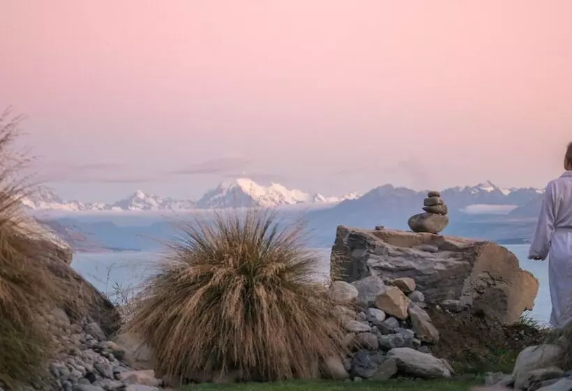 Hotelli Lakestone Lodge