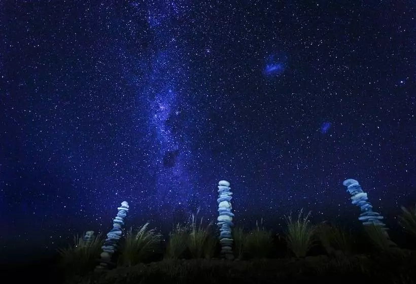 Hotelli Lakestone Lodge