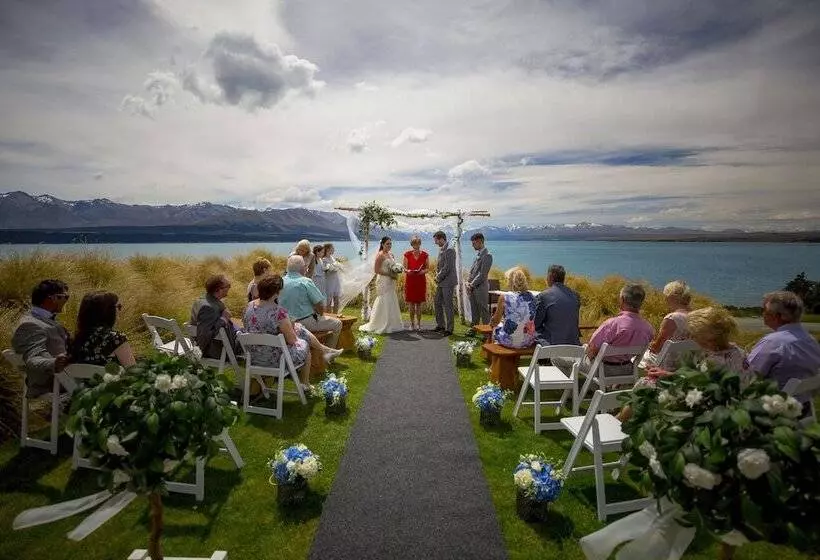 Hotelli Lakestone Lodge