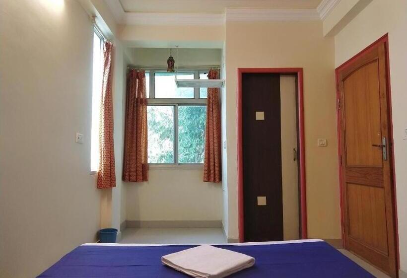 בית מלון כפרי Panna Palace Guest House