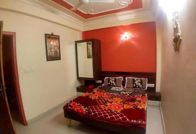 בית מלון כפרי Panna Palace Guest House