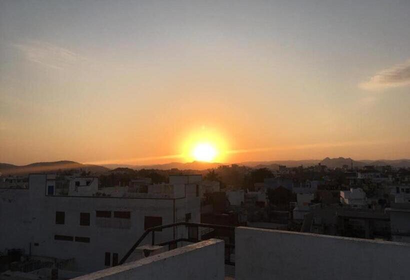 בית מלון כפרי Panna Palace Guest House