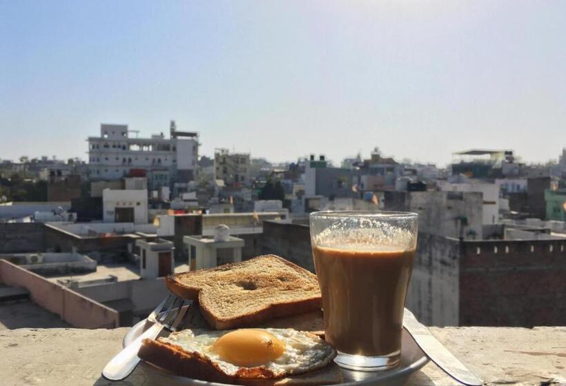 בית מלון כפרי Panna Palace Guest House