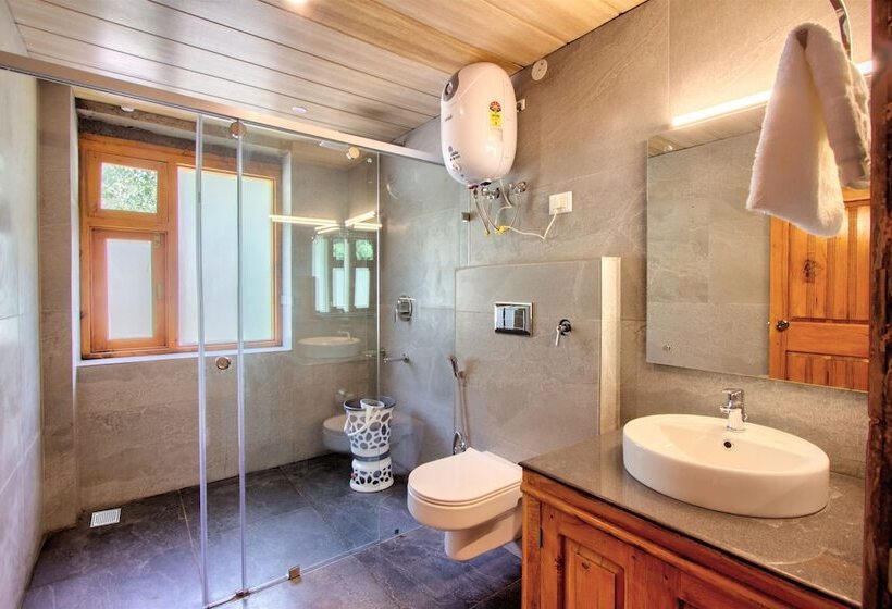 Hotel 8fold By Larisa, Jibhi