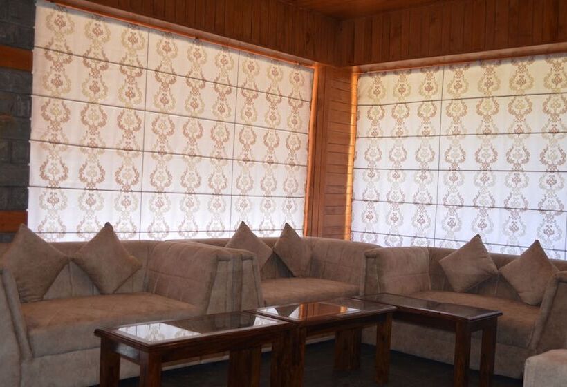 Hotel 8fold By Larisa, Jibhi